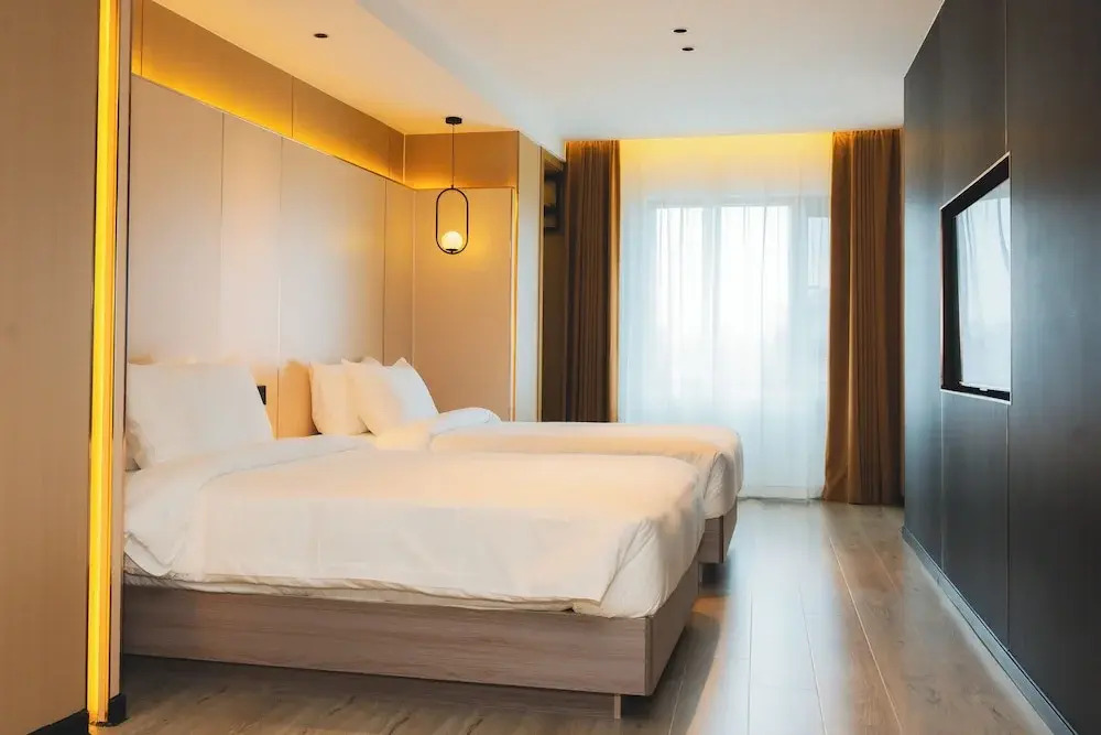 Jiuding Joy Hotel