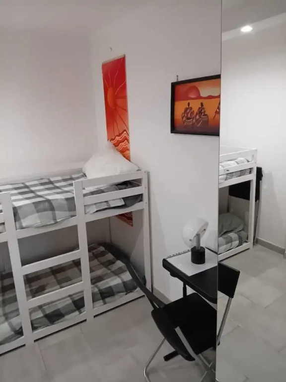 Room-room in the Historic City Centre