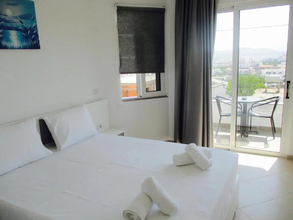Sunshine Hotel