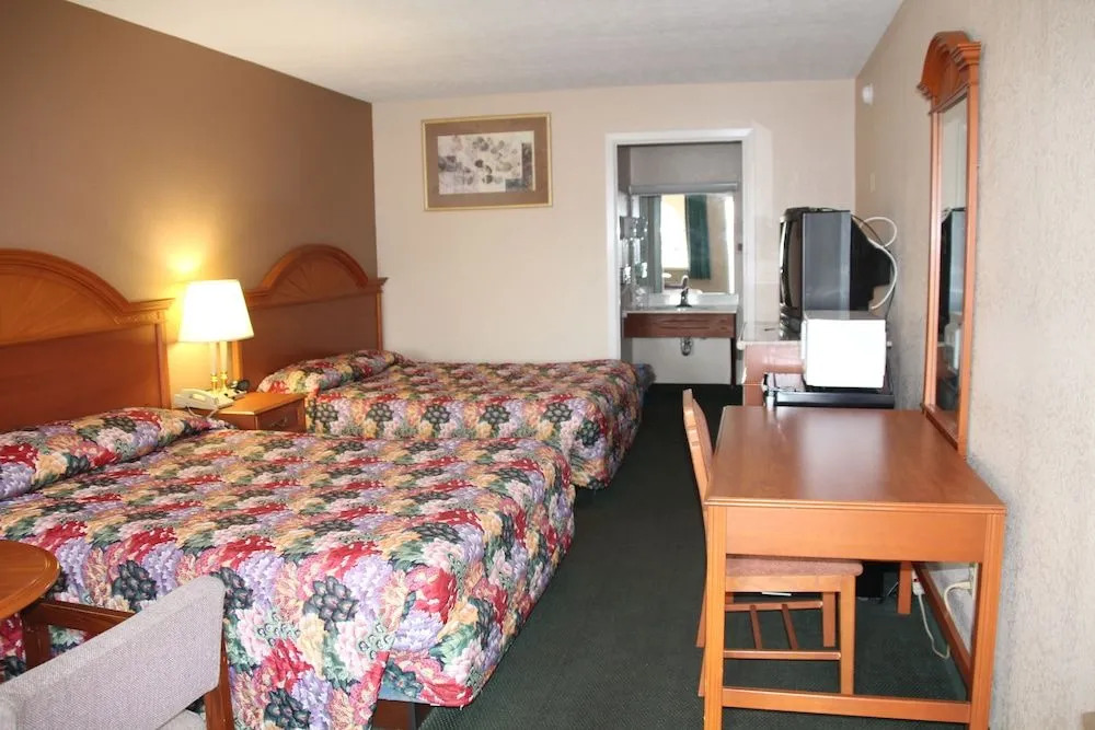 Super 8 Troy