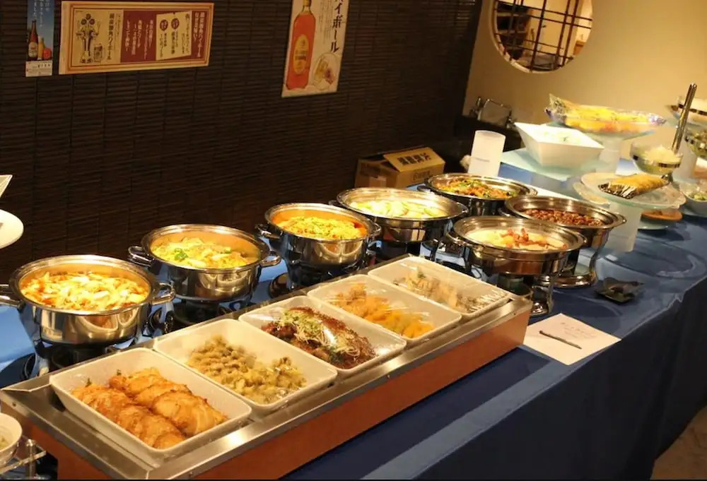 Nikoh Capsule Hotel Refre - Hostel - Caters to Men
