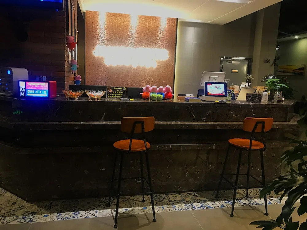 James Joyce Coffetel Xian Nanmen Ming City Wall Xiaonanmen