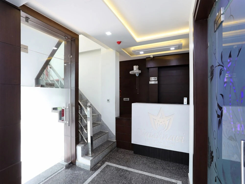OYO 15485 Hotel Vaishnavi Heritage Inn