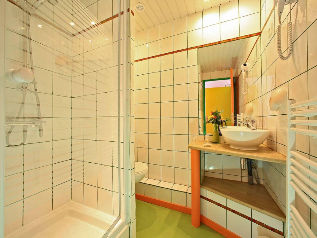 Hôtel Bien-Être Aux Cyprès de Marquay-Calme et élégance-Laissez-vous porter par une ambiance chaleureuse où chaque instant compte-Découvrez un havre de paix où nature et confort se marient pour vous offrir une expérience unique- Réservez dès aujourdhui