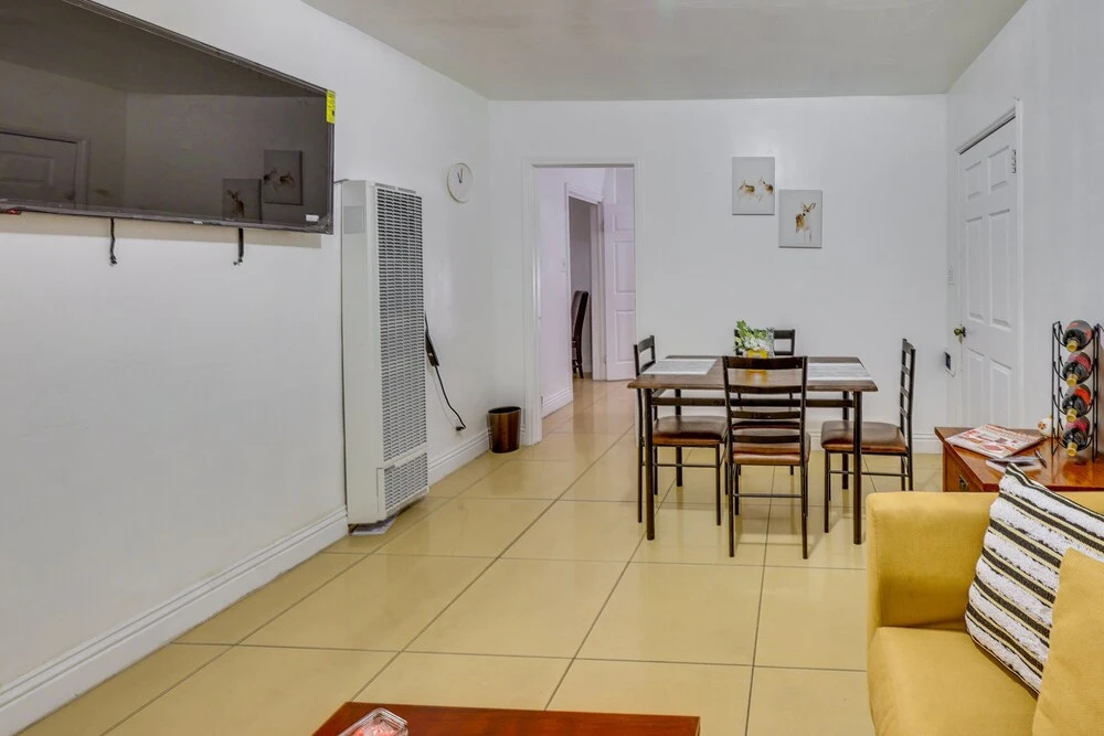 Los Angeles Vacation Rental: 9 Mi to Downtown!