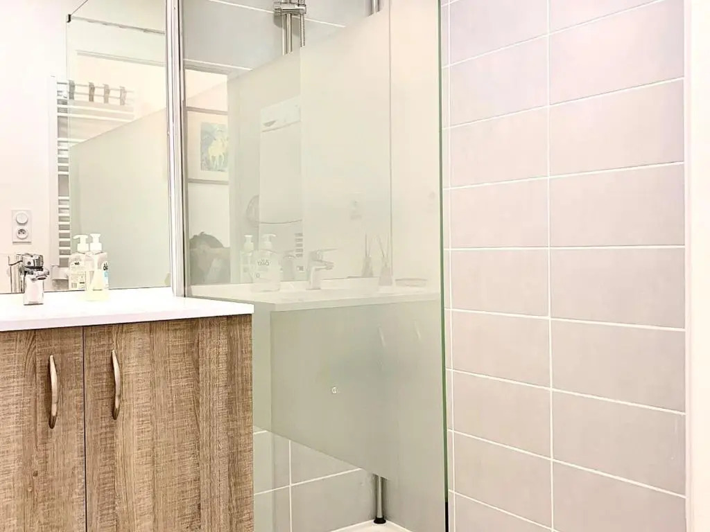 Appartement Mèze, 3 pièces, 4 personnes - FR-1-604-27