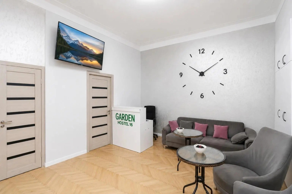 Garden Hostel16