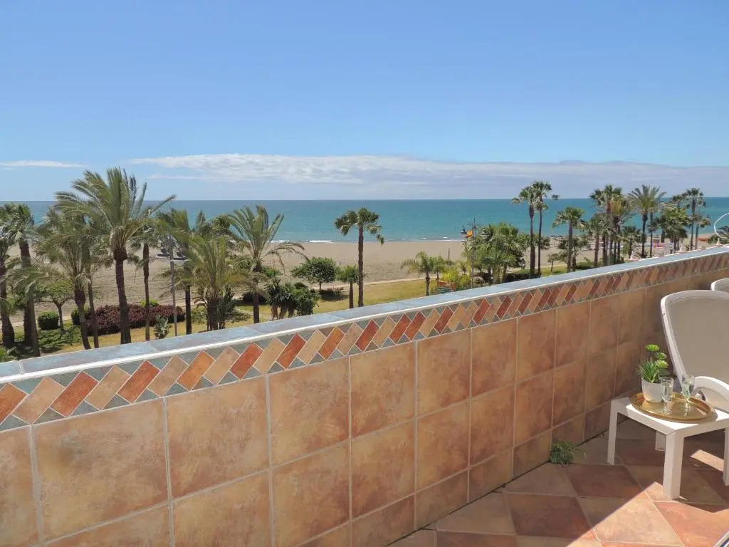 Ole Playa 6A, Beach Front - A pie de Playa, Sea Views - Vistas al Mar, Parking, Puerto Marina
