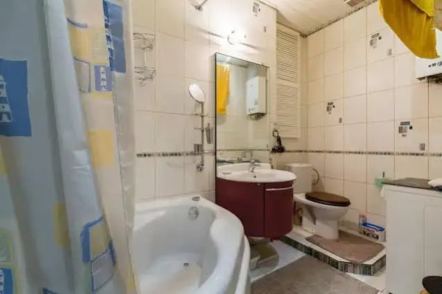 Apartment on Blokhina