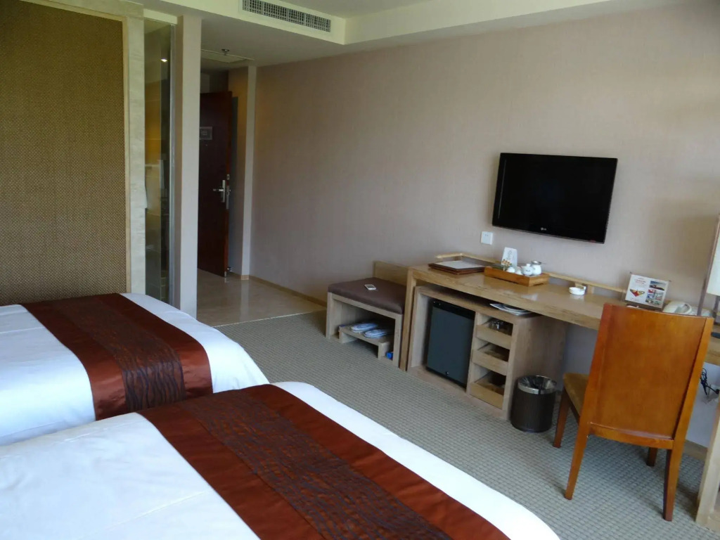 Titan Paradise Xiamen Hotel