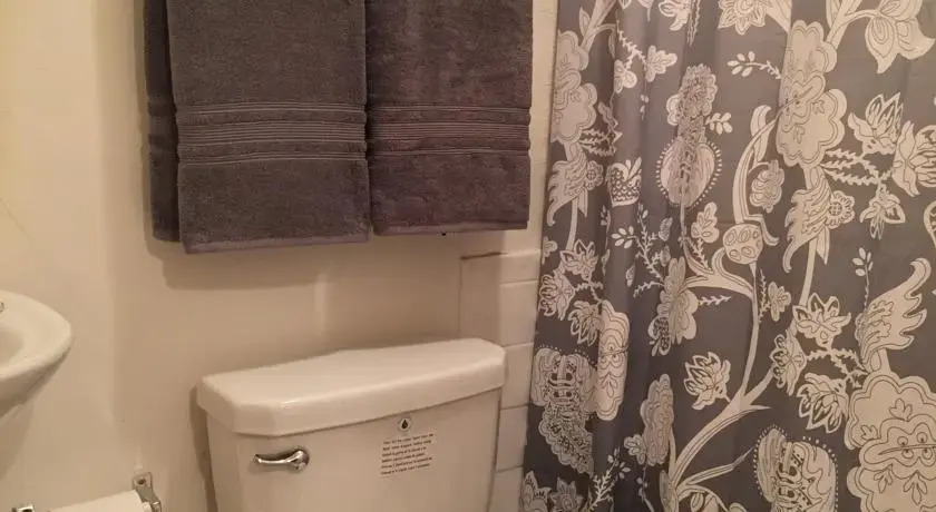 Hollywood Private One-Bedroom Apartment