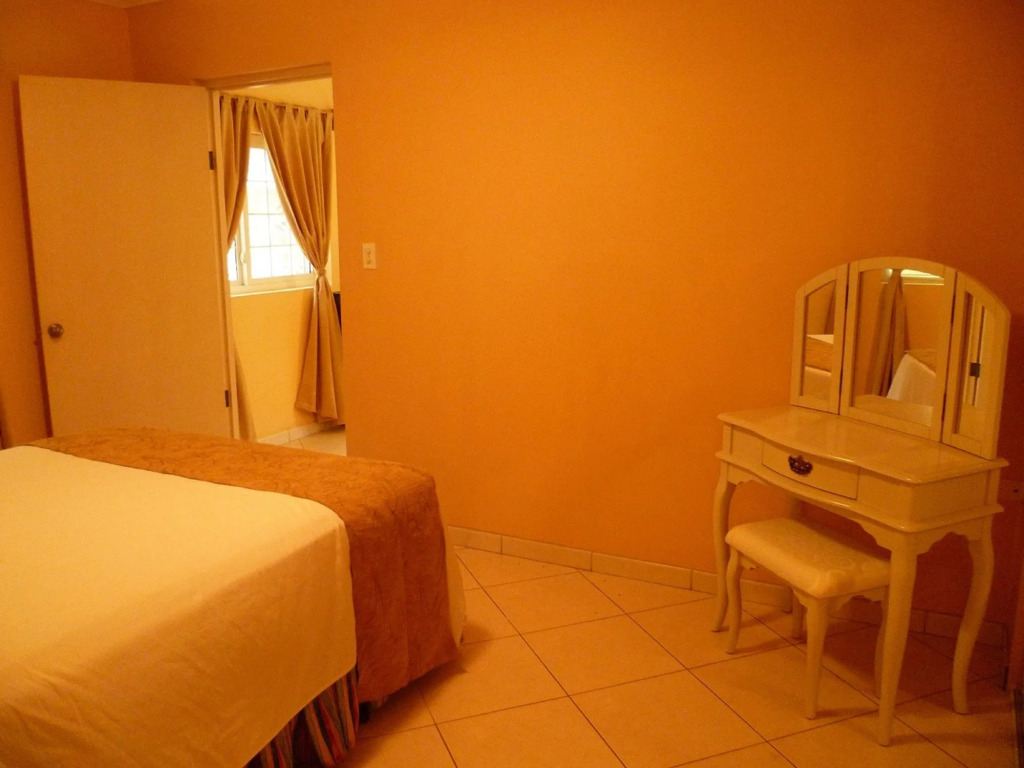 Le Chateau Ocean Villas