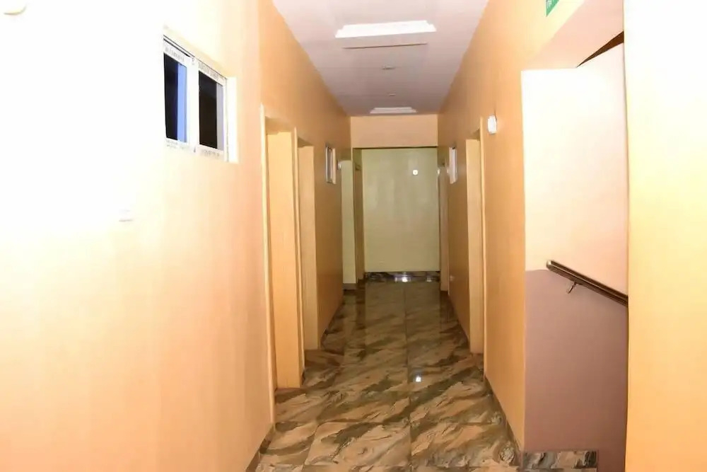 Buggatti hotel and suit