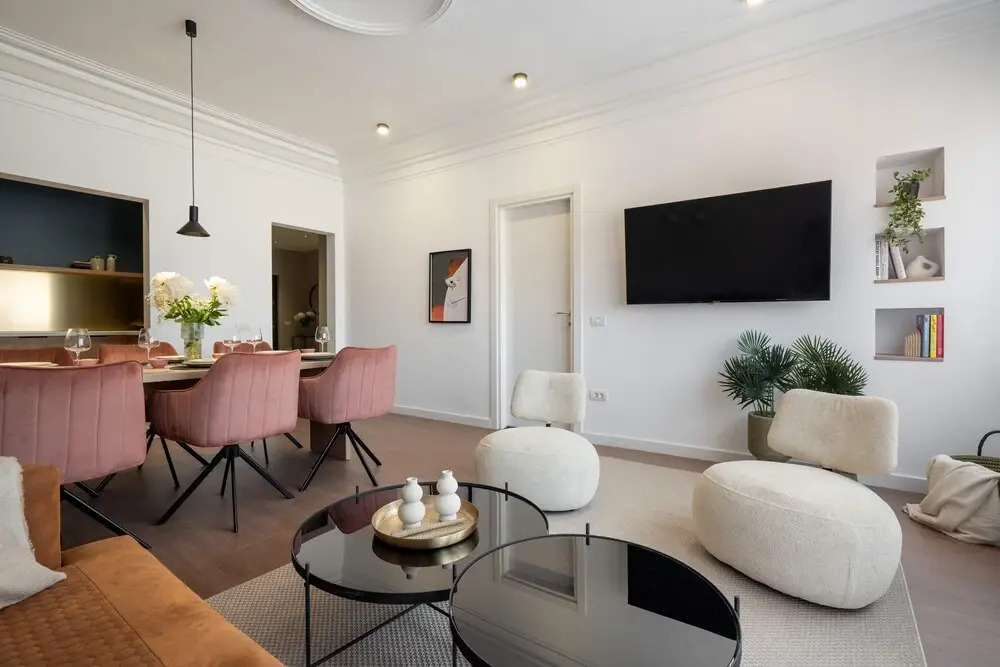 Unique & Fun 3BR by Cismigiu Gardens & Calea Victoriei