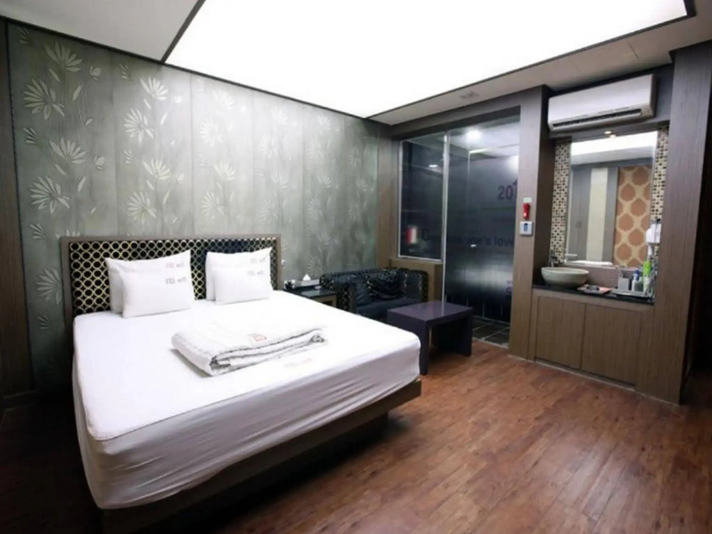 Browndot Hotel Sasang Renecite
