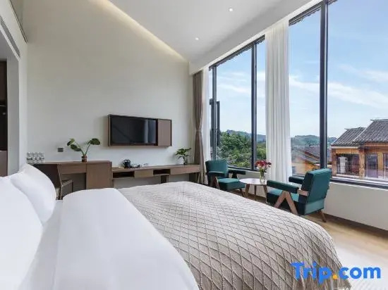Yishan Homestay (Libo Xiaoqikong East Gate)