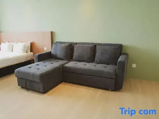 Sematan Roxy Beach Apartment