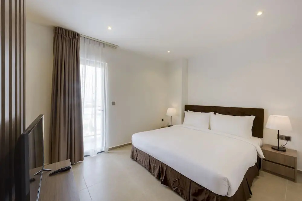 Residence 105 Hotel and Apartment