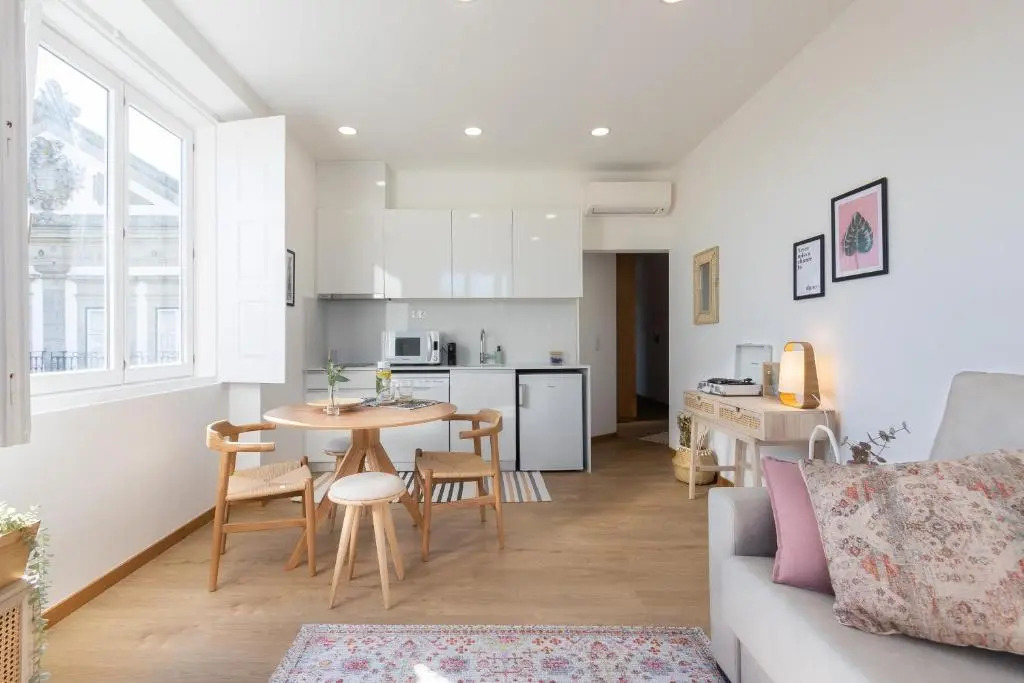 iCHILL Riverfront Avenida 13 - Your Boho Flat