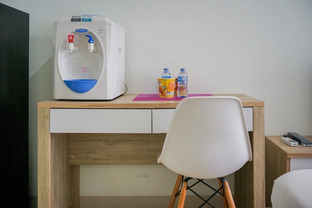 Best Location Studio Apartment at Springwood Residence