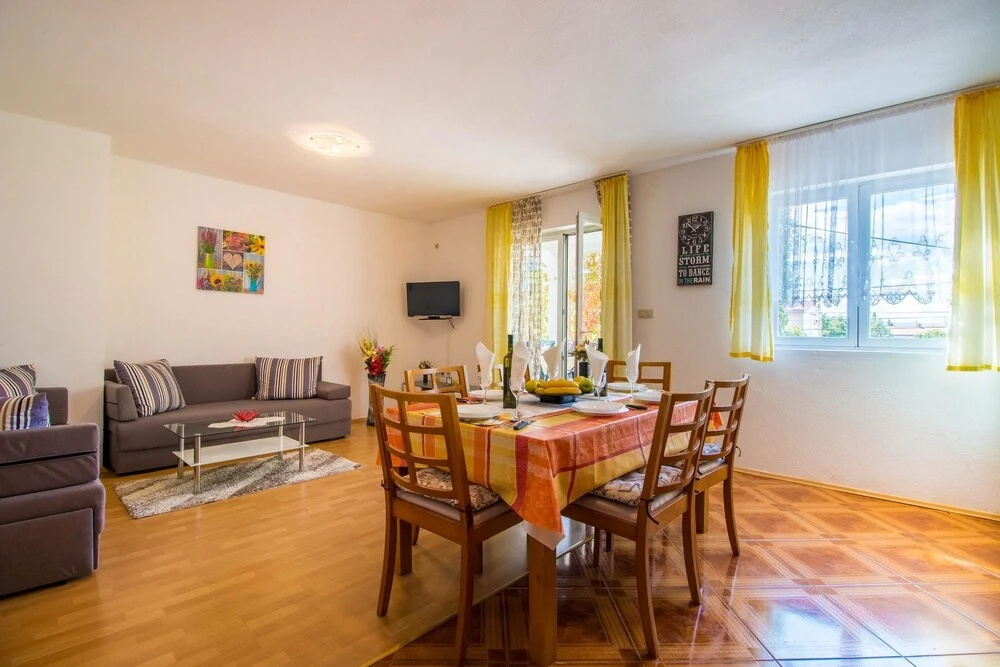 Apartment With 4 Bedrooms in Jadranovo, With Wonderful sea View, Furni