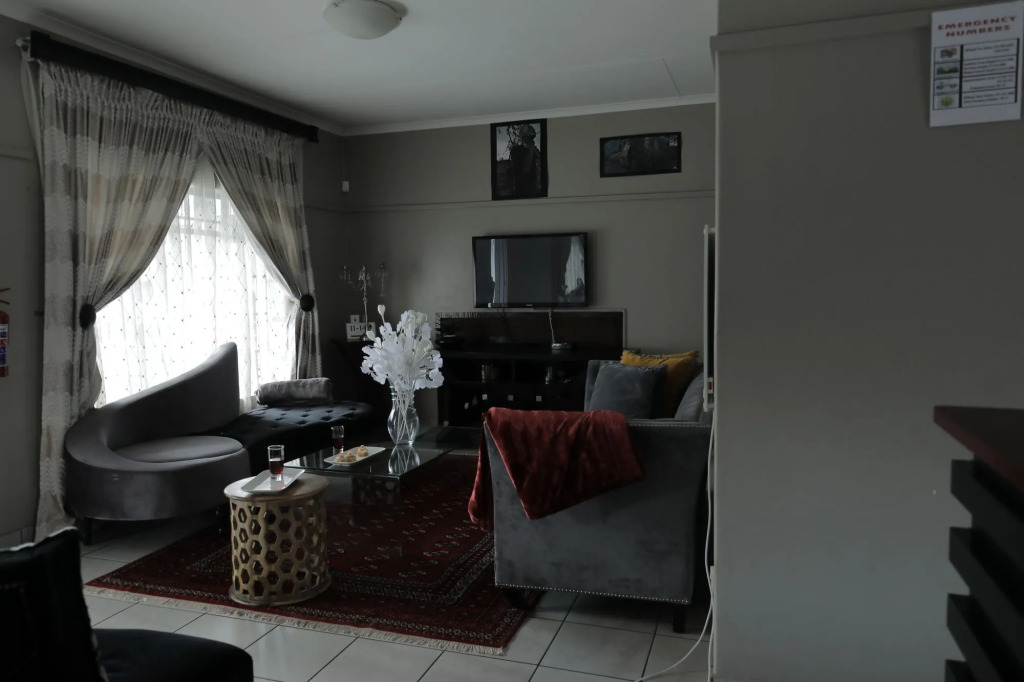 Ledumo Guest lodge