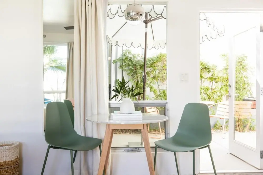 The Wesley Flat 6 in Palm Springs