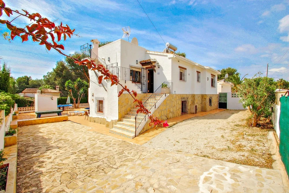 Jonur 10 - holiday home with private pool in Moraira