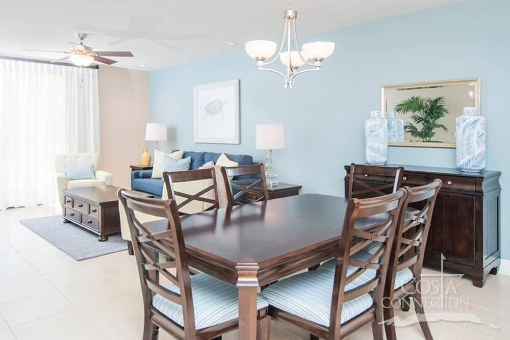 Gorgeous Decorated 2 bed Pacifico Condo