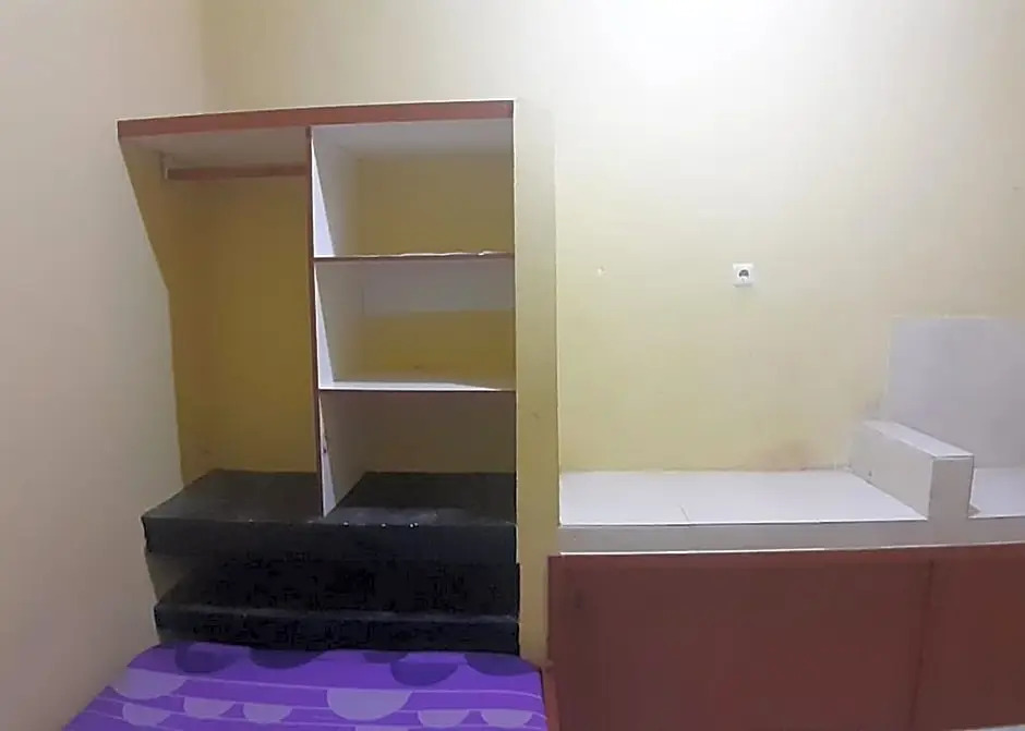 KoolKost Syariah near Universitas Hasanuddin Makassar