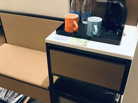 Jinglai Select Hotel (Shanghai Bailian Central Meichuan Road Pedestrian Street Branch)