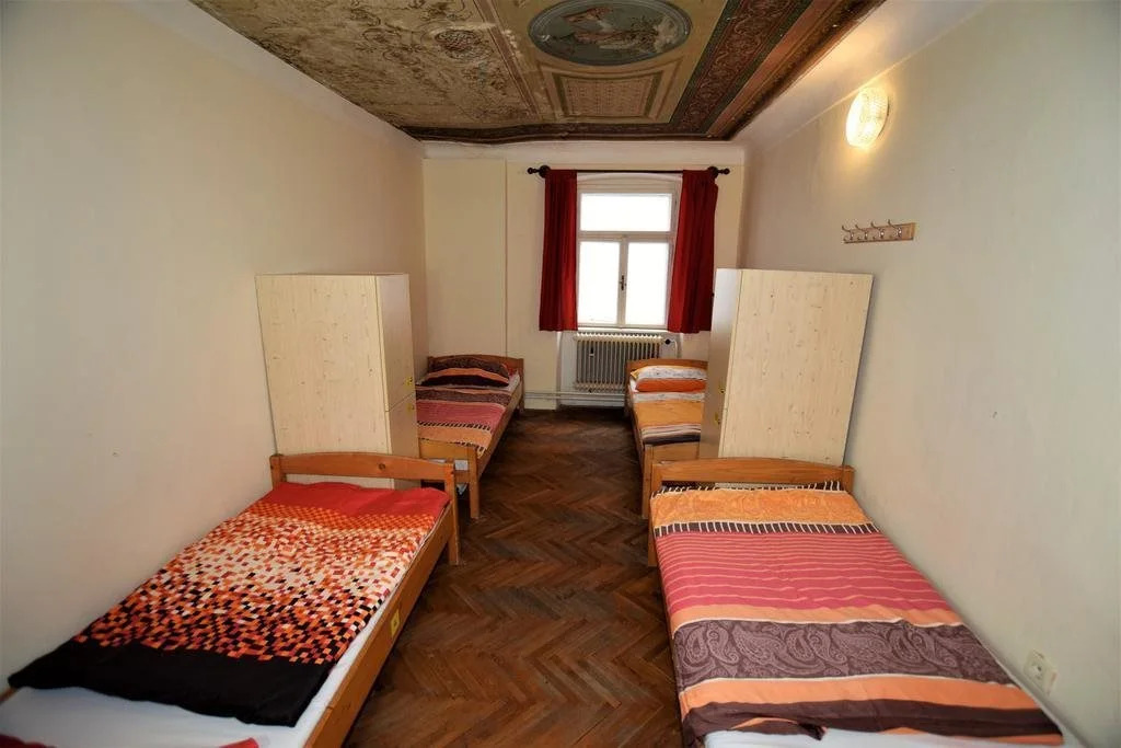 Travel Hostel
