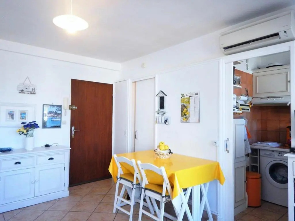 Appartement Le Lavandou, 1 pièce, 3 personnes - FR-1-251-346