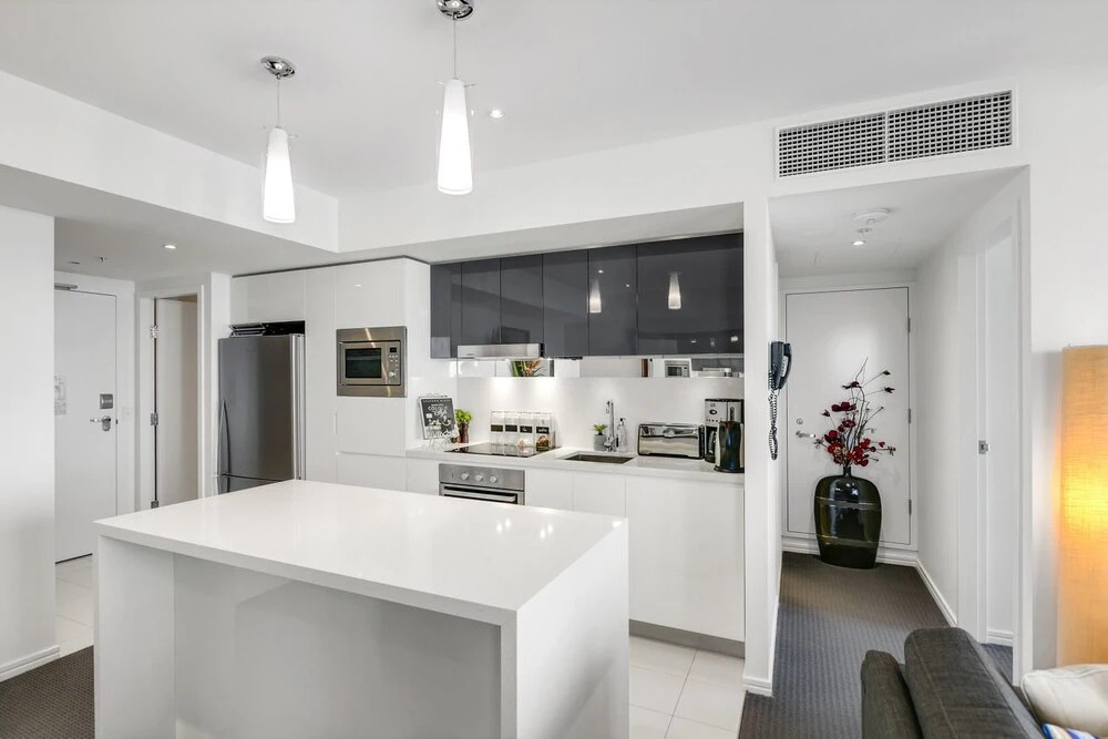 Ocean View Luxury 2 Bedroom Apartment
