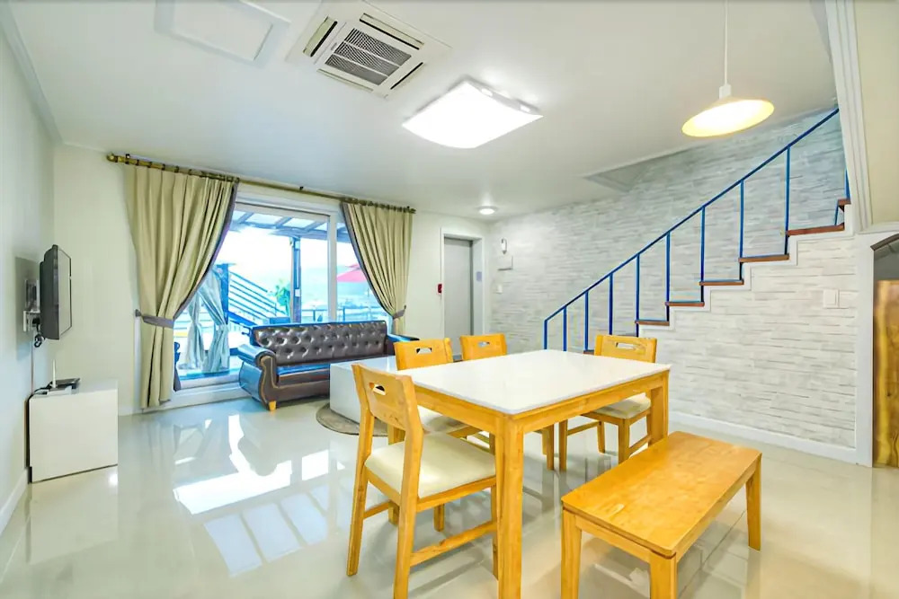 Yeongwol Atlantis Pension
