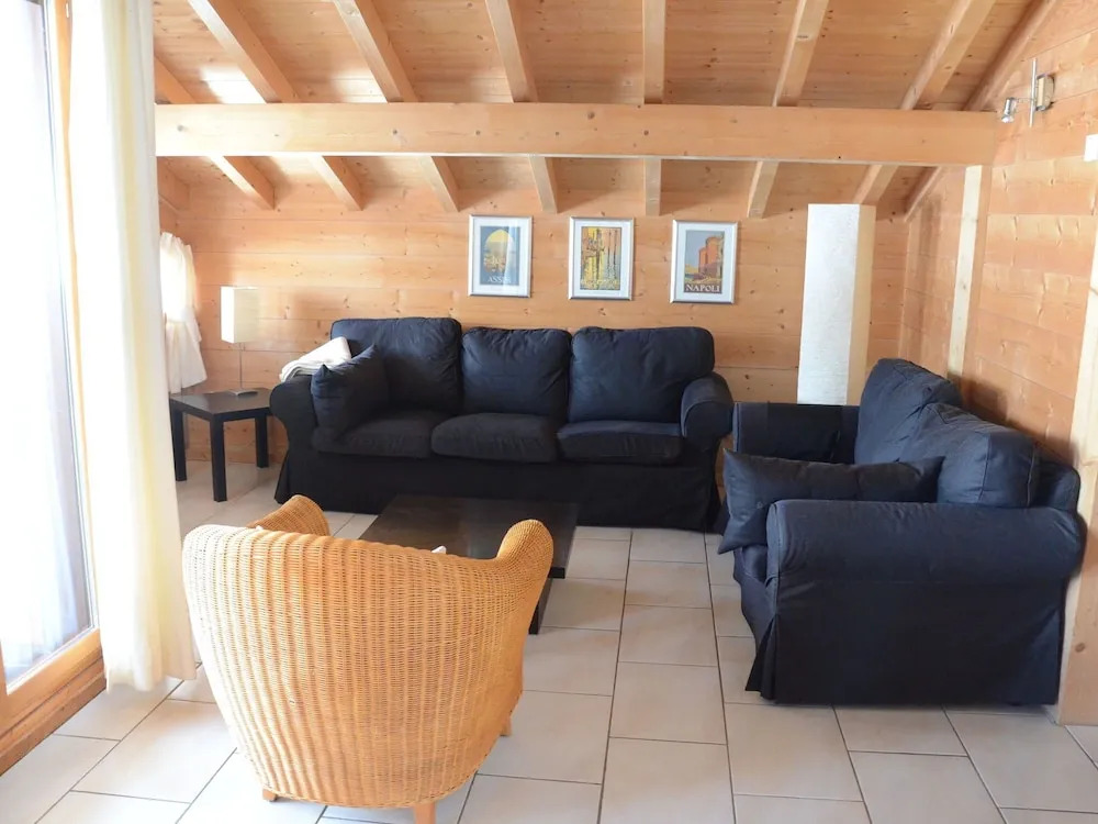 Cozy Chalet in Les Gets with Sauna