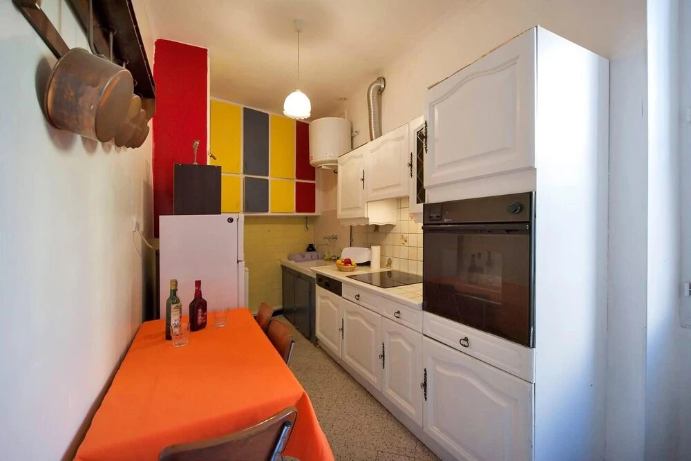 Apartment with 2 Bedrooms in Avignon, with Wifi - 40 Km From the Slopes