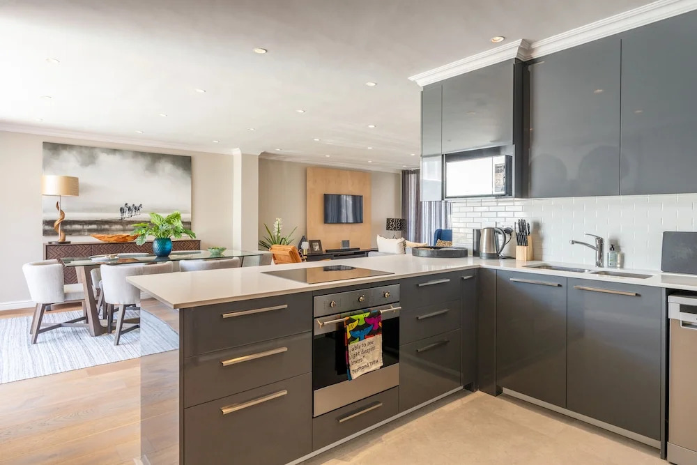16 Irwinton Road