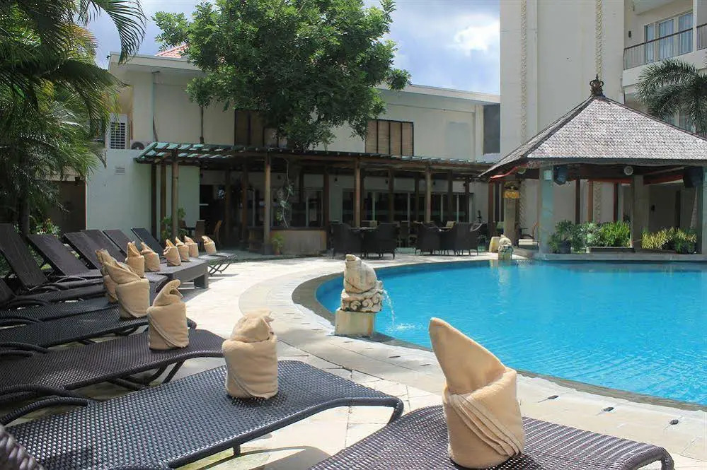 Harrads Hotel and Convention