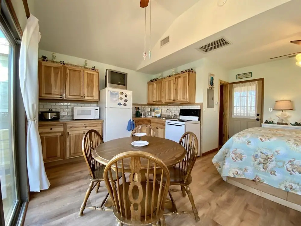 NC 12 56821-31 Condo by RedAwning