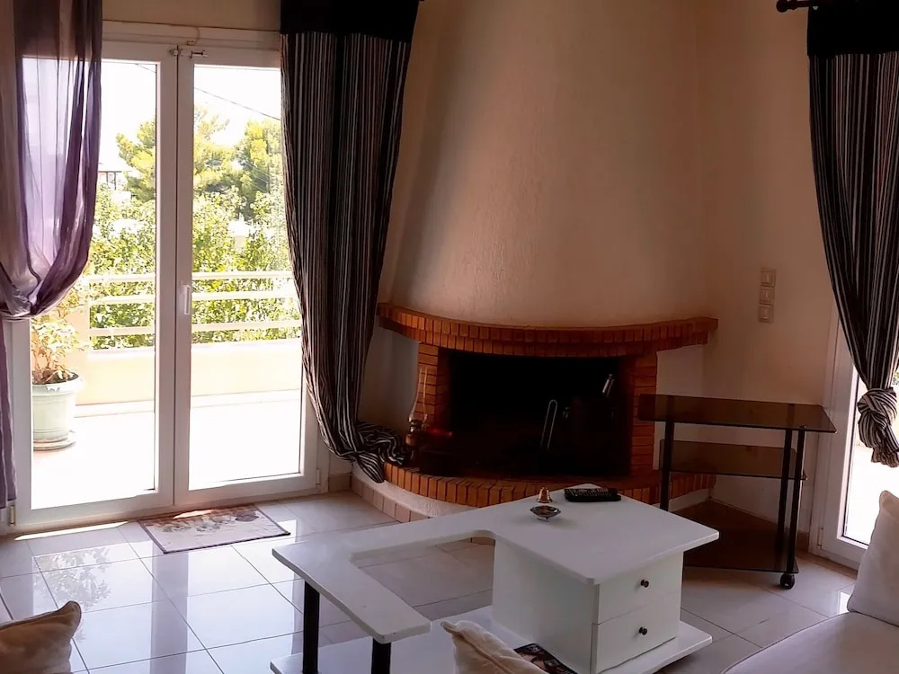 Seaview Villa Near Athens Airport