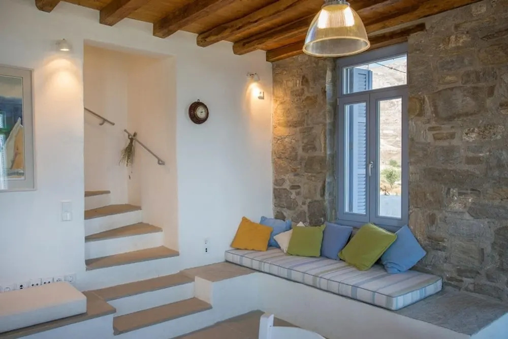 An Amazing Stone Villa-b in Serifos w Shared Pool