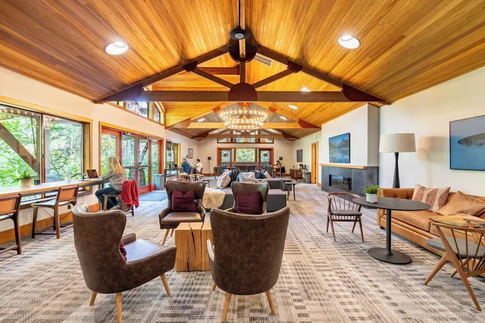 Sockeye by Avantstay Modern 2 BR Condo w/ Access to Northstar Resort Community