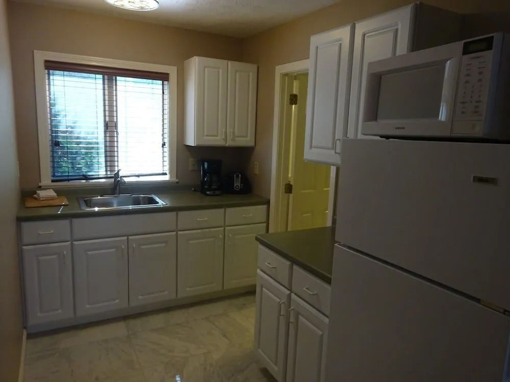 Sea Rose Suites
