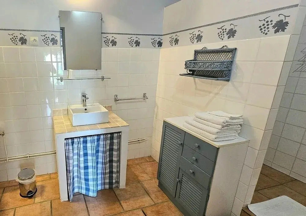 Maison dhôtes La Ramade, 5 chambres et table dhôtes en Provence
