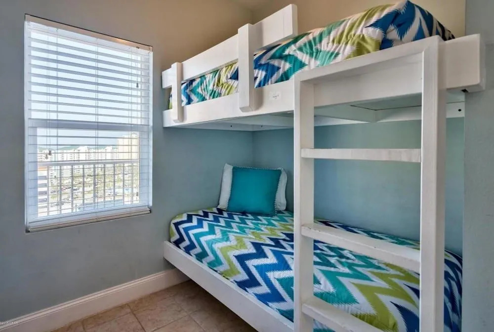 Laketown Wharf Resort by Panhandle Getaways