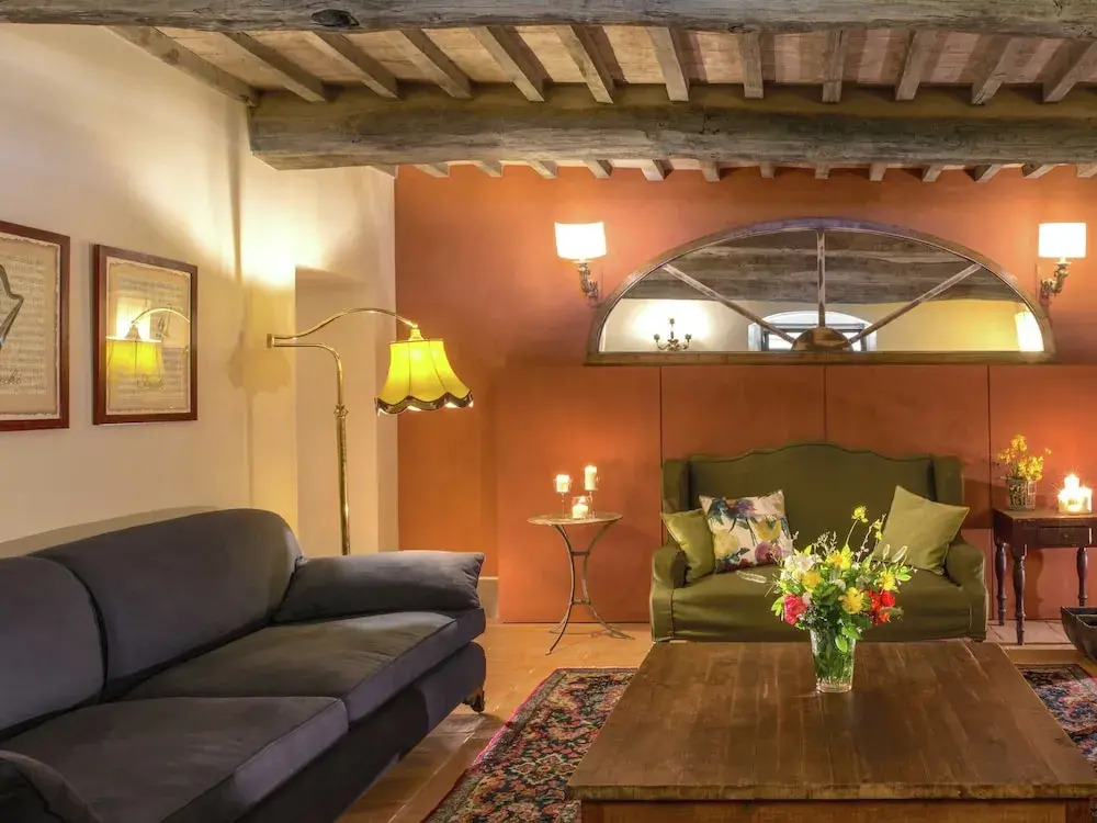 Villa in Tuscany with Organic Wine Estate