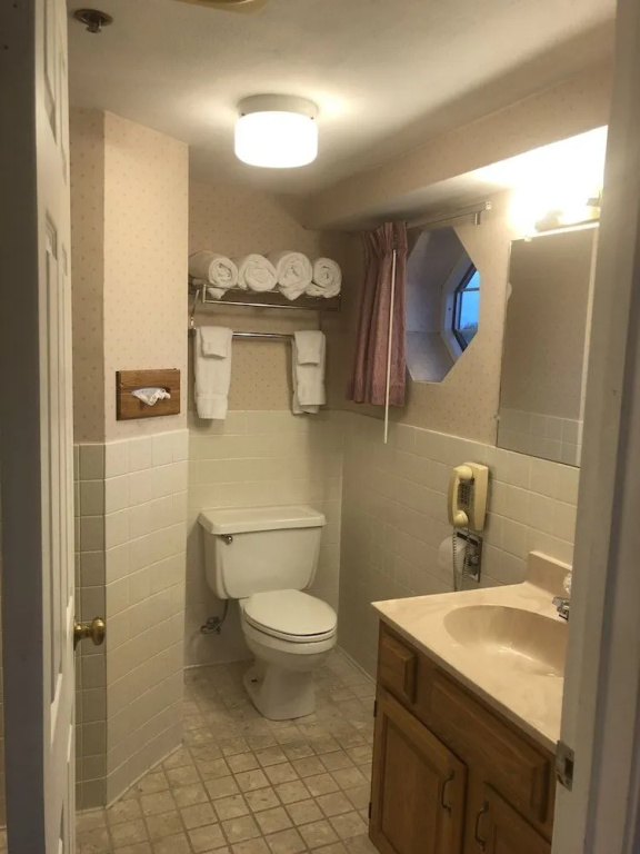 Riveredge Resort Hotel