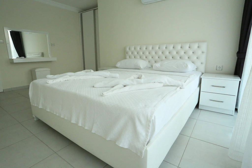Orka Royal Hills Apartment
