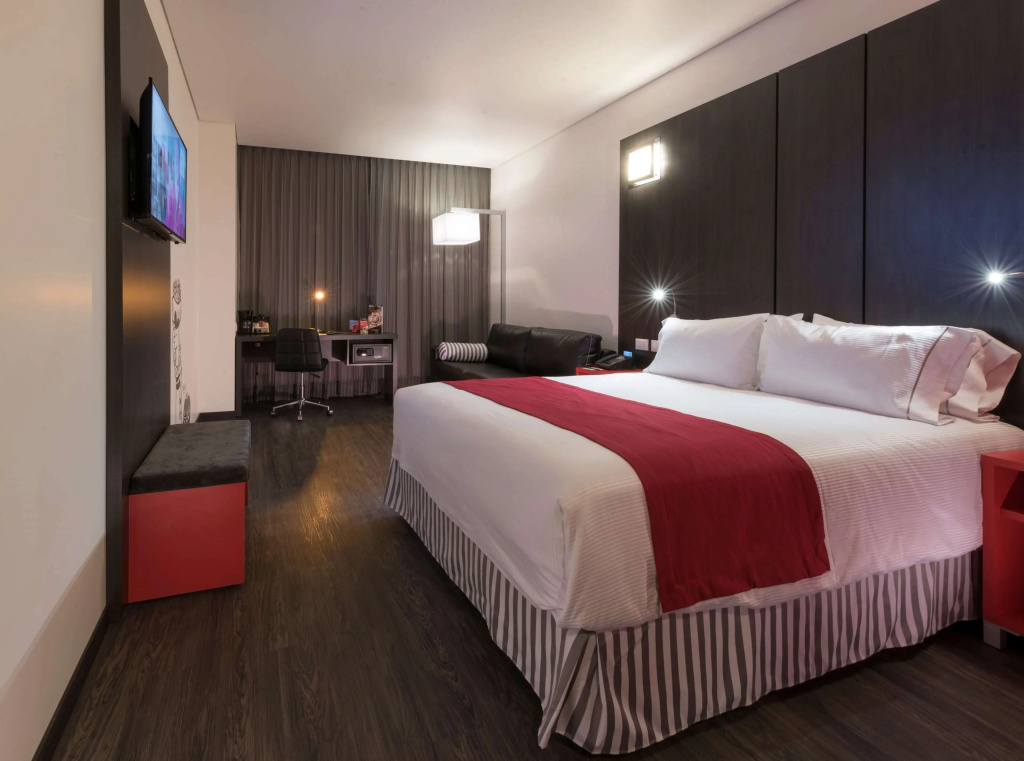 Ramada Encore by Wyndham Guadalajara